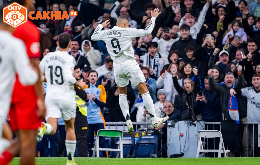 Mbappe mở tỷ số (Ảnh: Getty). Mbappe mở tỷ số (Ảnh: Getty).
